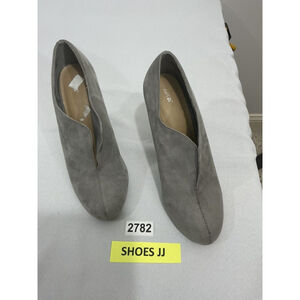 Womans Apt 9 Ellinore Size 10 M Gray Faux Suede Pull On Heel Ankle Bootie